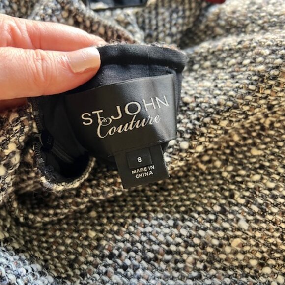 St. John Couture 2 piece Business Suit - Picture 6 of 6